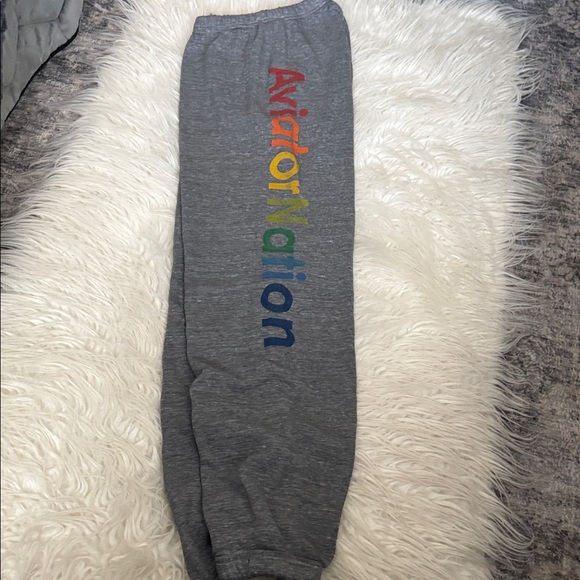AVIATOR NATION LAGUNA BEACH
SWEATPANTS SZ L - Picture 8 of 8